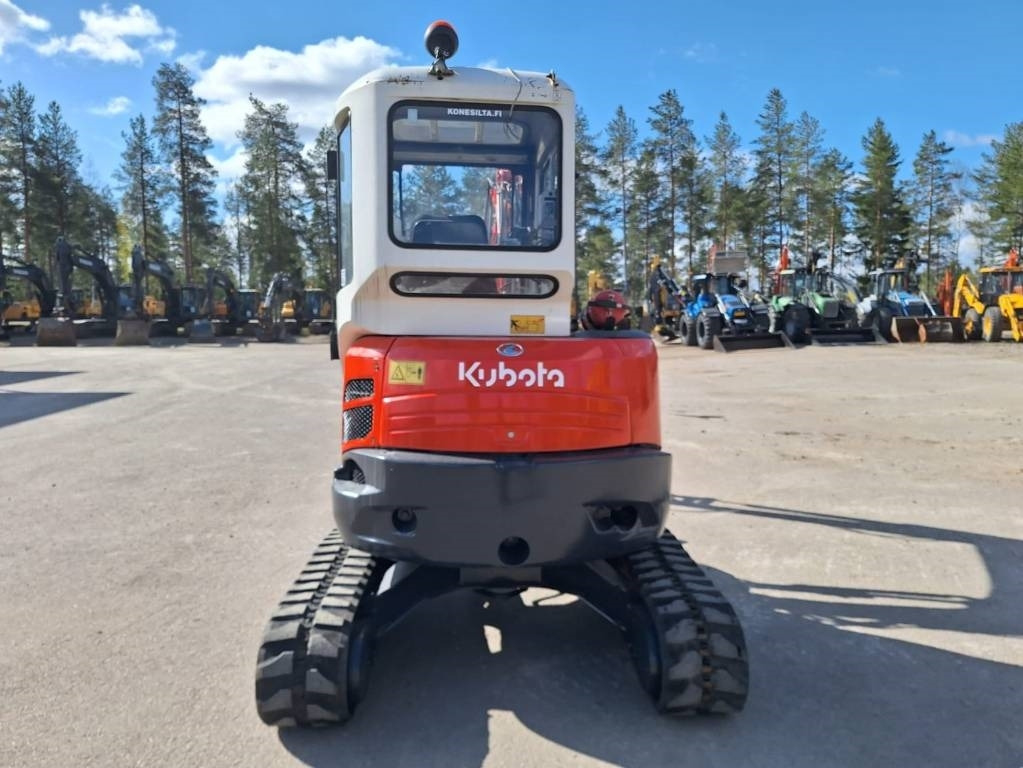 Kubota MYYTY! SOLD! U35-3A PYÖRITTÄJÄLLÄ - 미니 굴삭기 : 사진 3 Kubota MYYTY! SOLD! U35-3A PYÖRITTÄJÄLLÄ - 미니 굴삭기 : 사진 3