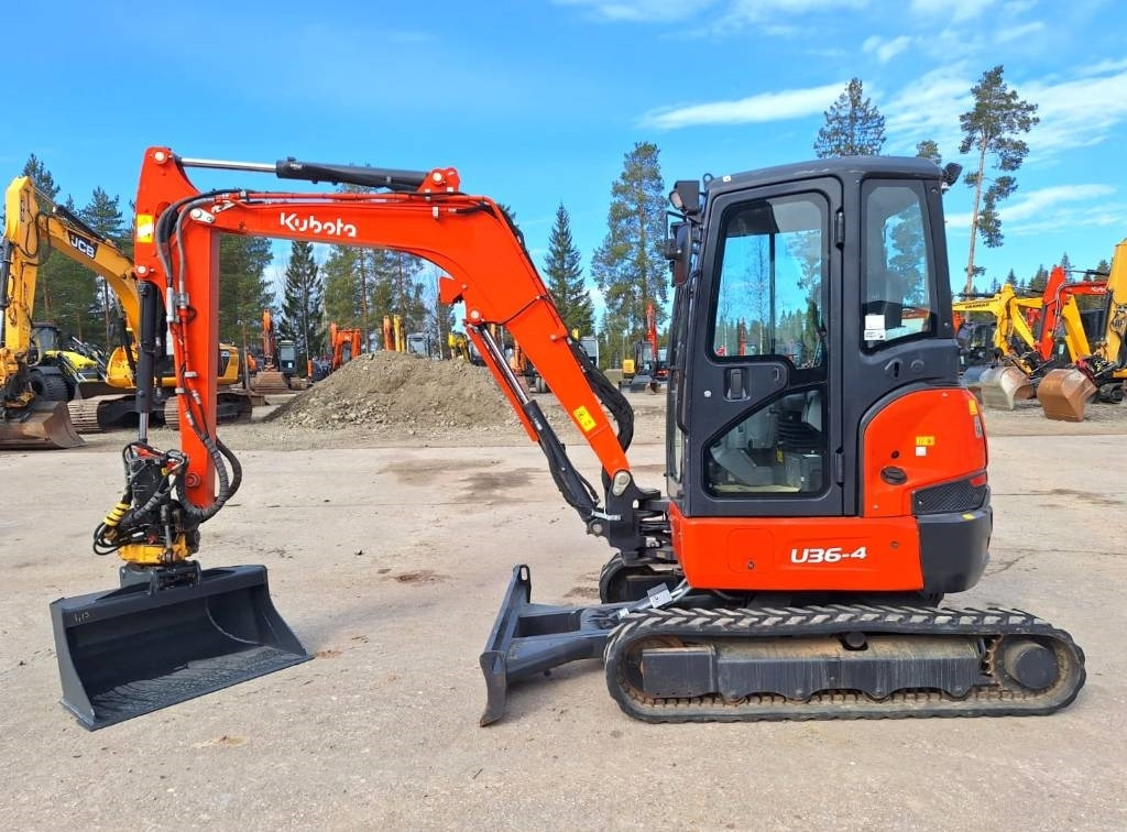 Kubota MYYTY! SOLD! U36-4 PYÖRITTÄJÄLLÄ - 미니 굴삭기 : 사진 1 Kubota MYYTY! SOLD! U36-4 PYÖRITTÄJÄLLÄ - 미니 굴삭기 : 사진 1