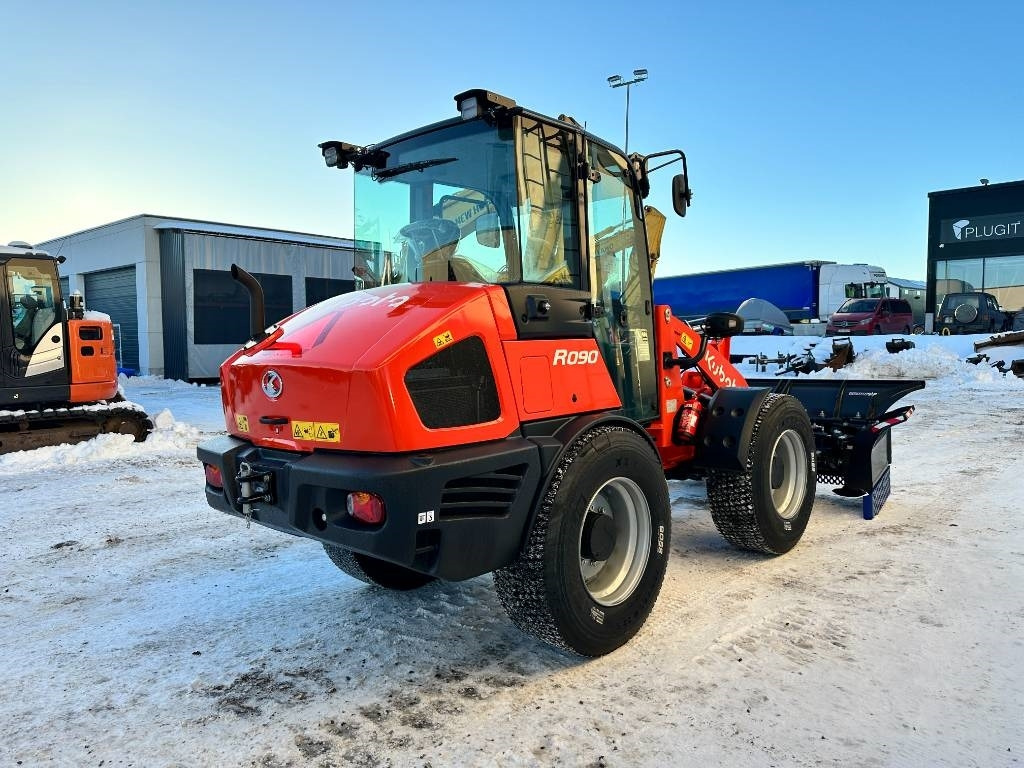 Kubota R090 Auravarustuksella uusi - 휠 로더 : 사진 4 Kubota R090 Auravarustuksella uusi - 휠 로더 : 사진 4