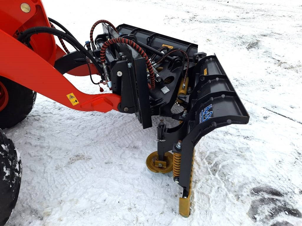신규 휠 로더 Kubota R090 TALVIPAKETILLA : 사진 10