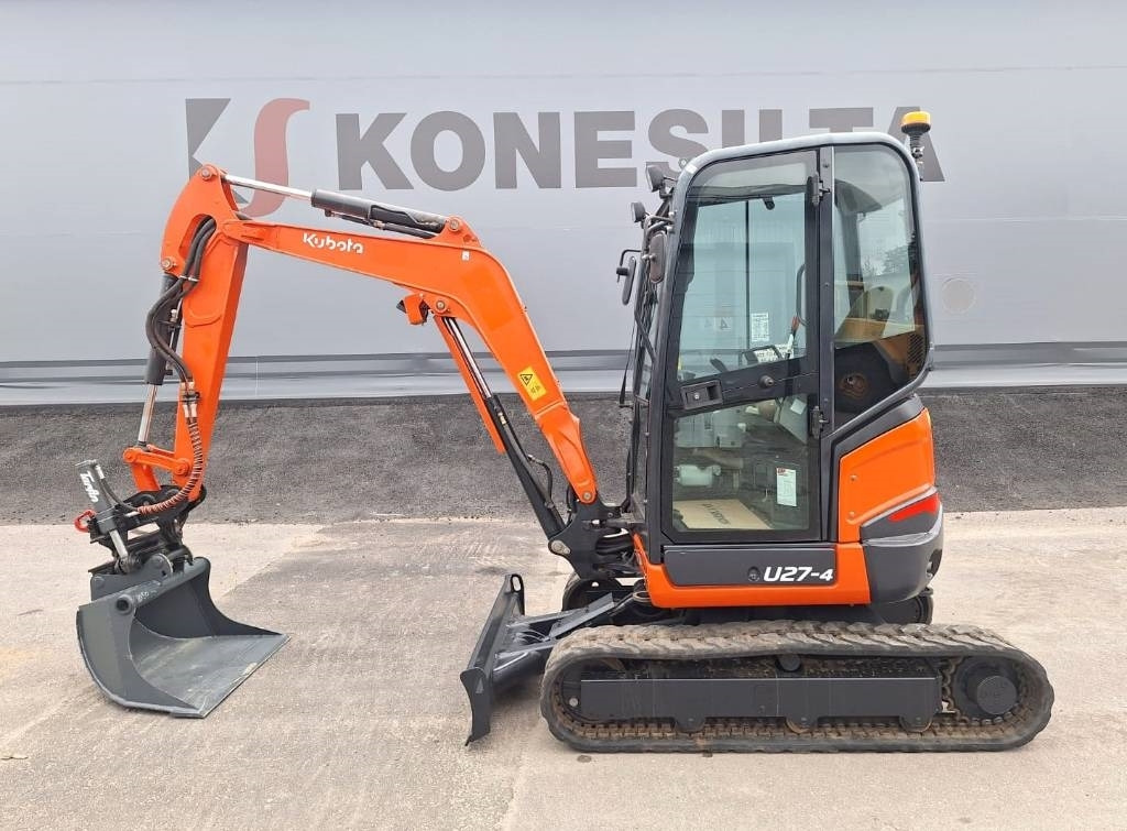 Kubota U27-4 KALLISTAJALLA, HUOLLETTU - 미니 굴삭기 : 사진 1 Kubota U27-4 KALLISTAJALLA, HUOLLETTU - 미니 굴삭기 : 사진 1