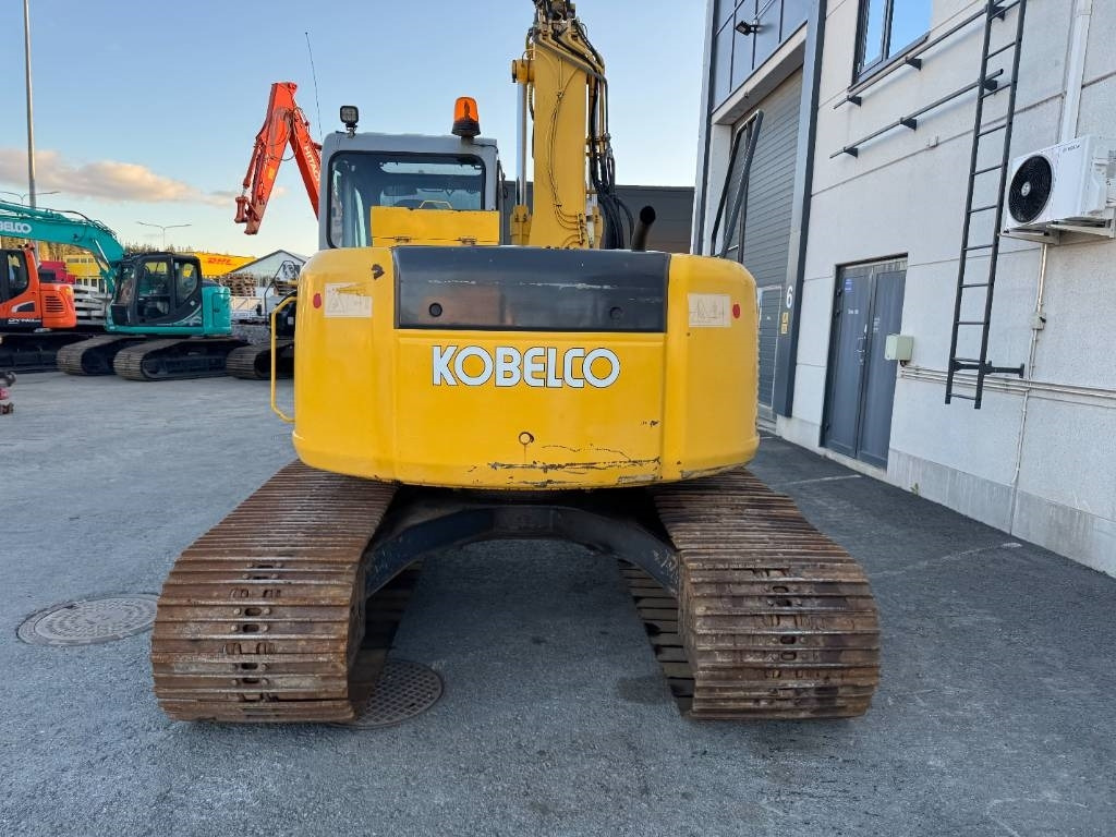New Holland E 135 SR LC - 크롤러 굴삭기 : 사진 4 New Holland E 135 SR LC - 크롤러 굴삭기 : 사진 4