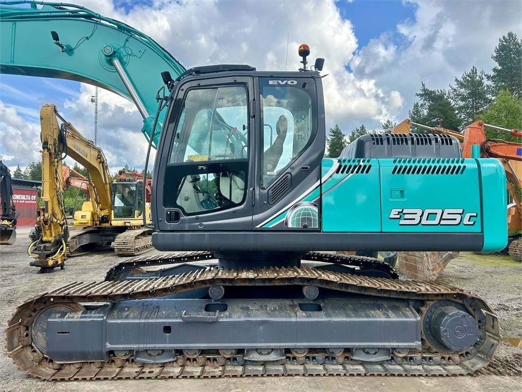 New Holland Kobelco E305C EVO - 크롤러 굴삭기 : 사진 2 New Holland Kobelco E305C EVO - 크롤러 굴삭기 : 사진 2