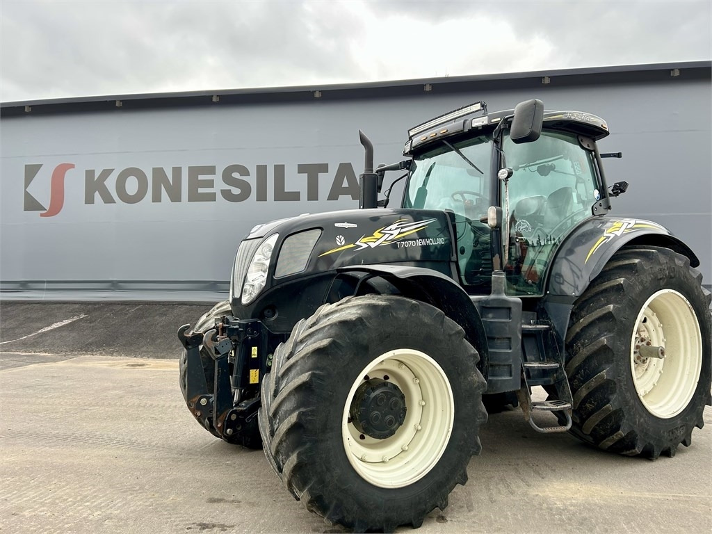 New Holland T 7070 AC - 장궤형 트랙터 : 사진 1 New Holland T 7070 AC - 장궤형 트랙터 : 사진 1