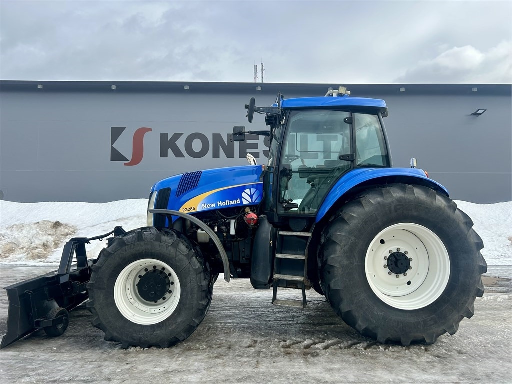 New Holland TG285 - 장궤형 트랙터 : 사진 2 New Holland TG285 - 장궤형 트랙터 : 사진 2