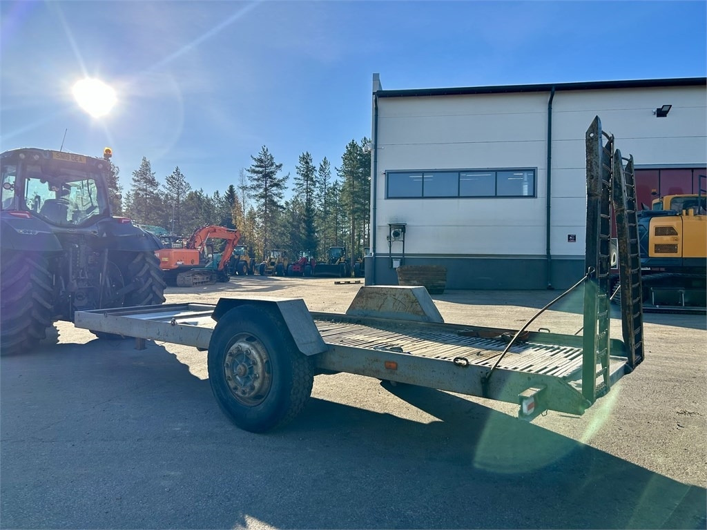 Omavalmiste 1 akselinen lavetti 6m  - 저하대 트레일러 : 사진 5 Omavalmiste 1 akselinen lavetti 6m  - 저하대 트레일러 : 사진 5