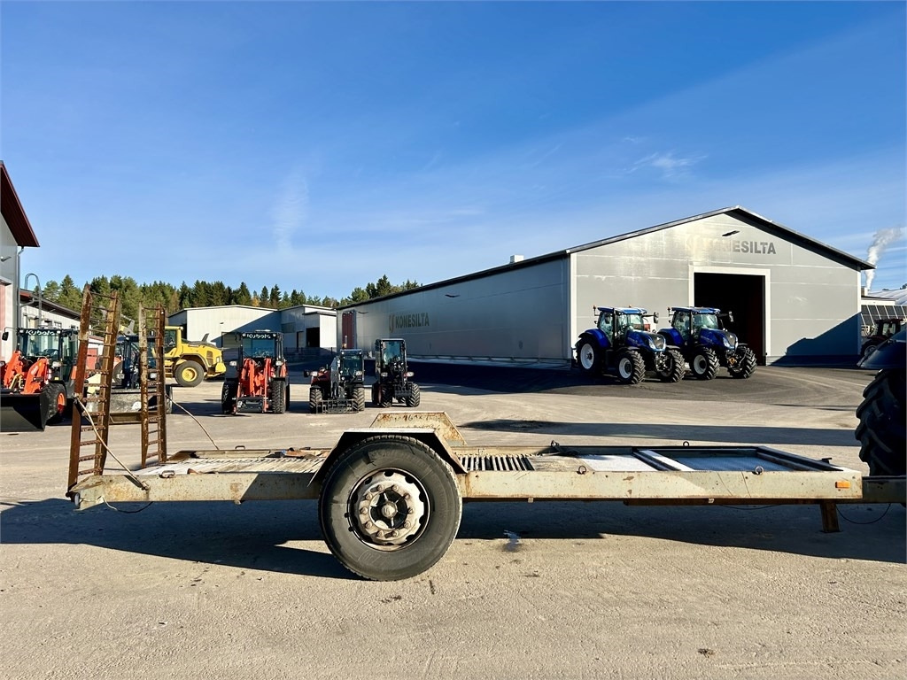 Omavalmiste 1 akselinen lavetti 6m  - 저하대 트레일러 : 사진 1 Omavalmiste 1 akselinen lavetti 6m  - 저하대 트레일러 : 사진 1