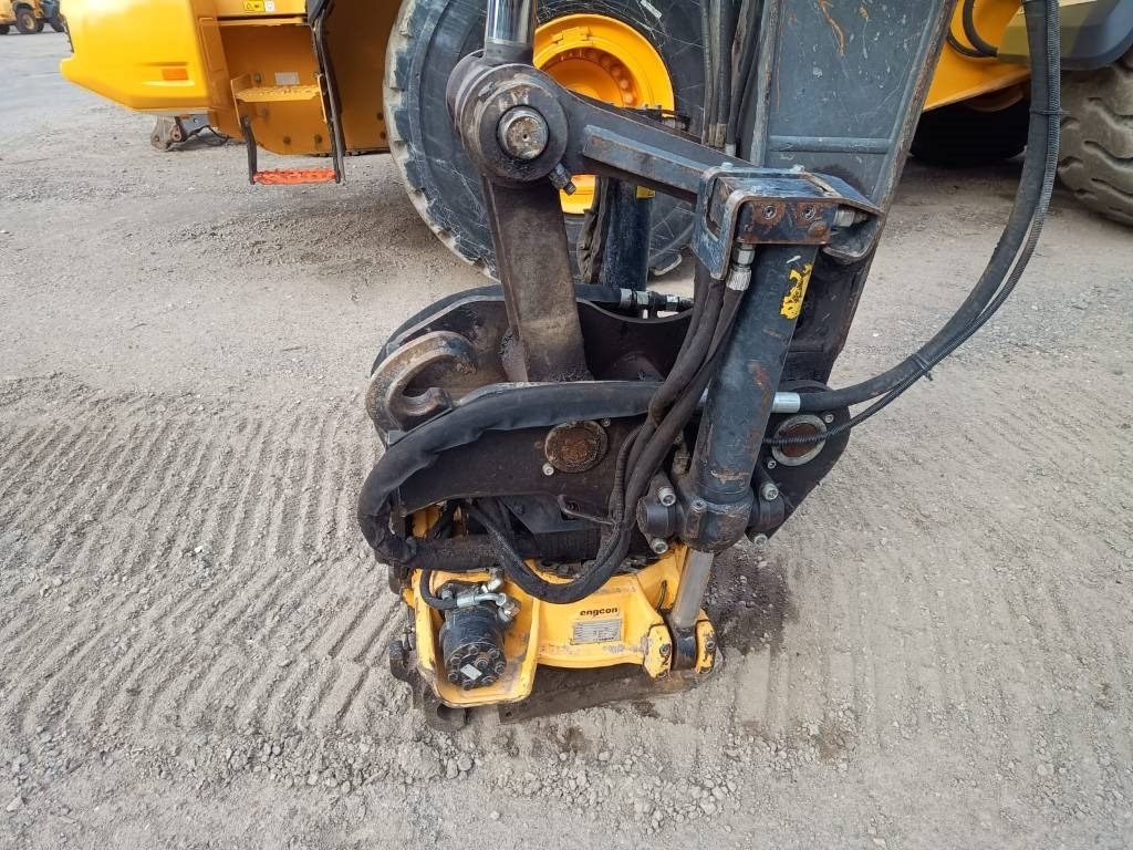 Volvo EC140DL PYÖRITTÄJÄLLÄ - 크롤러 굴삭기 : 사진 2 Volvo EC140DL PYÖRITTÄJÄLLÄ - 크롤러 굴삭기 : 사진 2