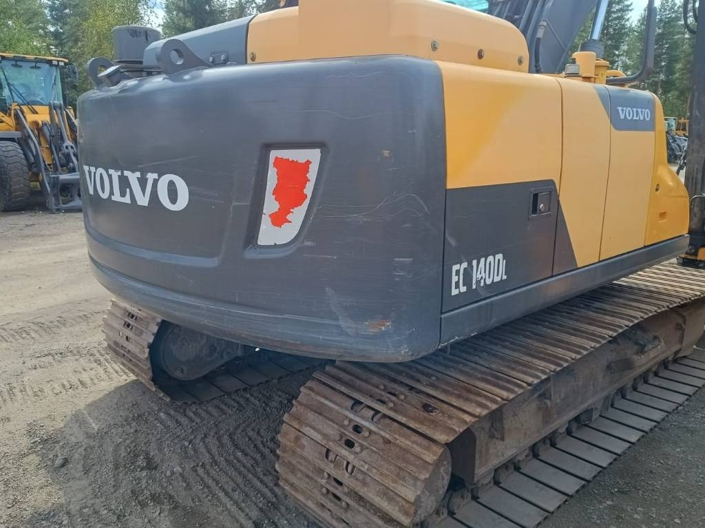 Volvo EC140DL PYÖRITTÄJÄLLÄ  - 크롤러 굴삭기 : 사진 4 Volvo EC140DL PYÖRITTÄJÄLLÄ  - 크롤러 굴삭기 : 사진 4