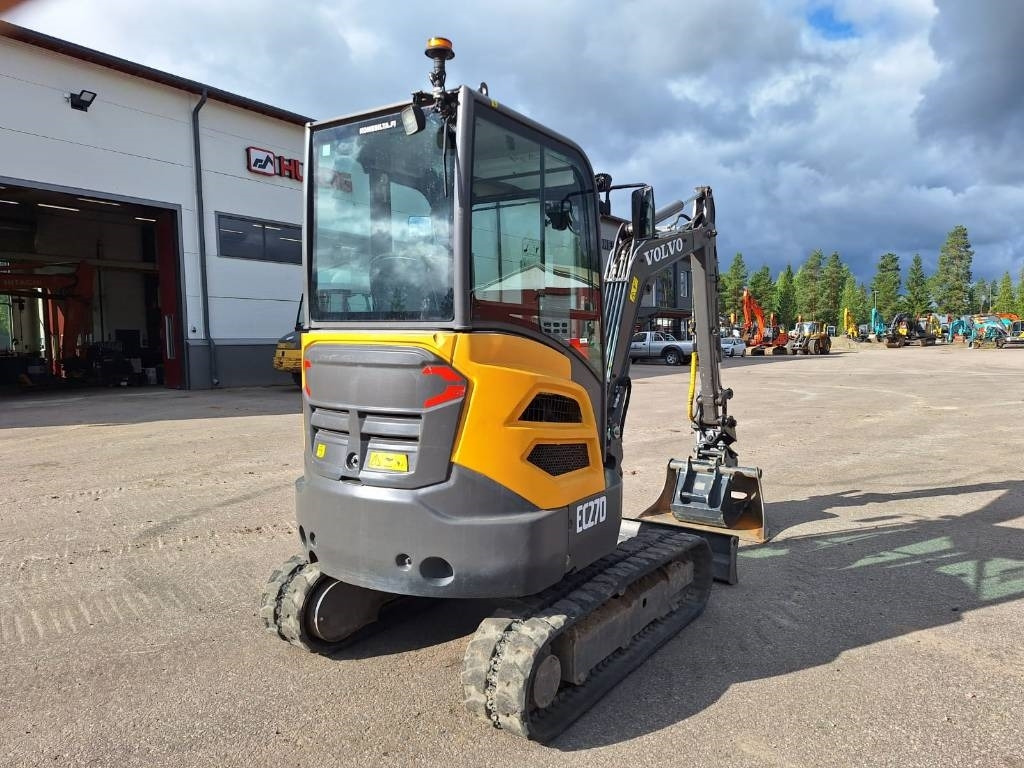 Volvo EC27D KALLISTAJA, 2-KAUHAA - 미니 굴삭기 : 사진 3 Volvo EC27D KALLISTAJA, 2-KAUHAA - 미니 굴삭기 : 사진 3