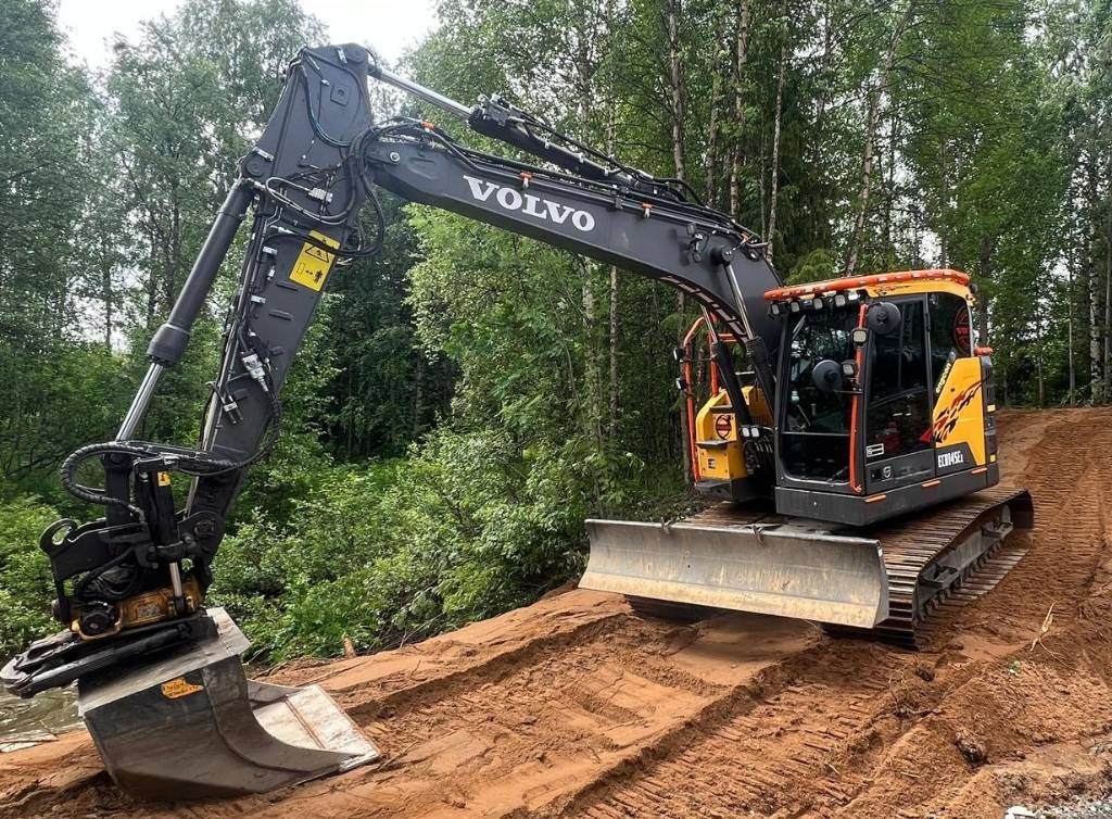 Volvo ECR145EL HUIPPUHIENO, TULOSSA KMÄKI  - 크롤러 굴삭기 : 사진 1 Volvo ECR145EL HUIPPUHIENO, TULOSSA KMÄKI  - 크롤러 굴삭기 : 사진 1