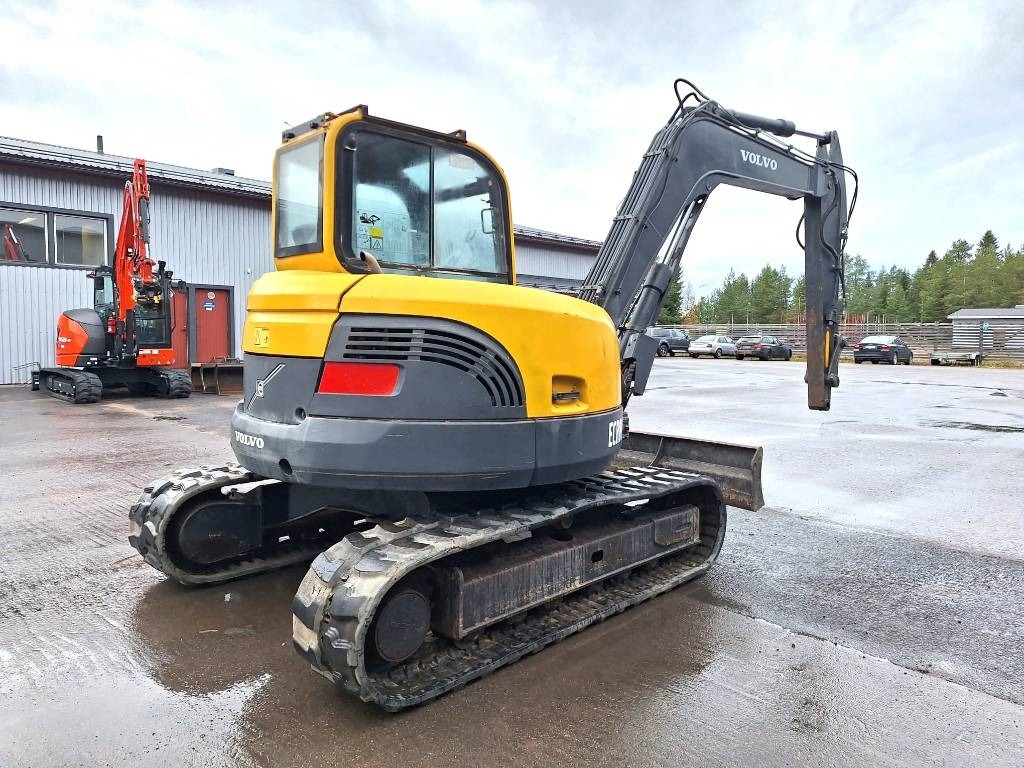 Volvo ECR88 - 미니 굴삭기 : 사진 4 Volvo ECR88 - 미니 굴삭기 : 사진 4