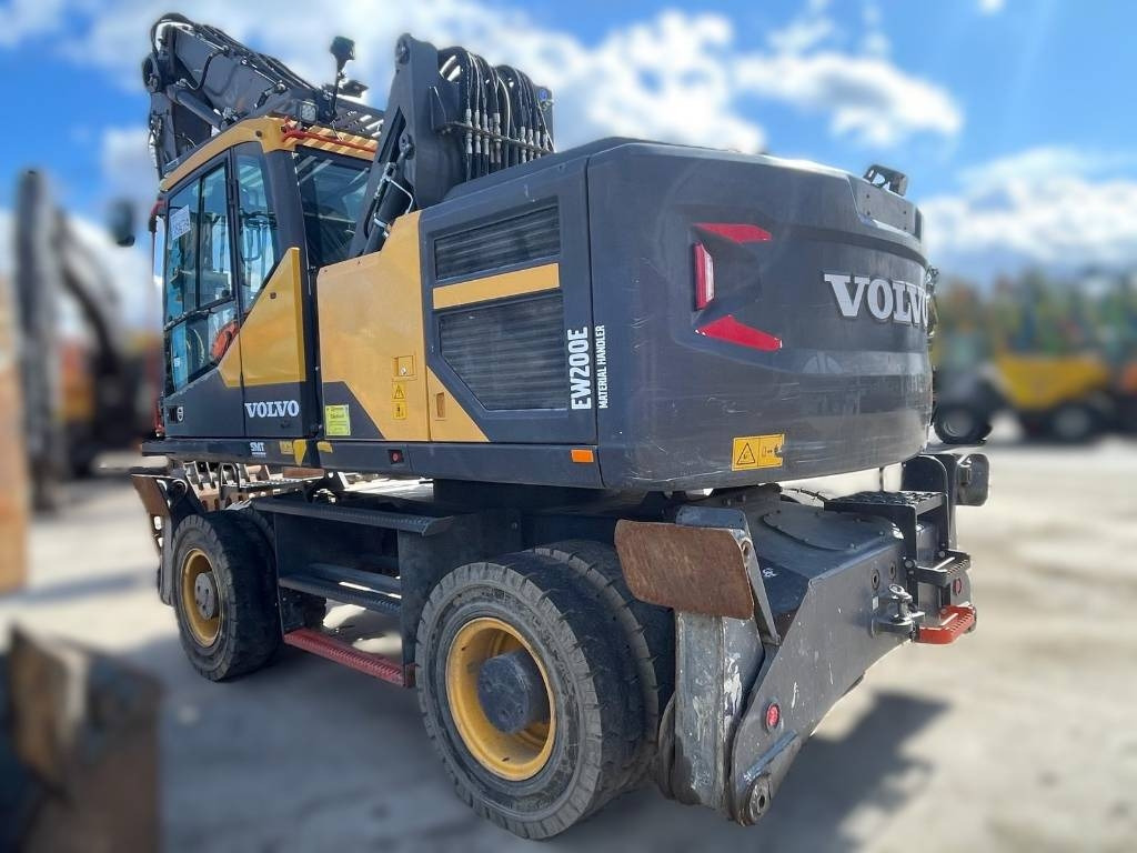 Volvo EW 200 E MH TULOSSA - 폐기물/ 산업 처리기 : 사진 1 Volvo EW 200 E MH TULOSSA - 폐기물/ 산업 처리기 : 사진 1