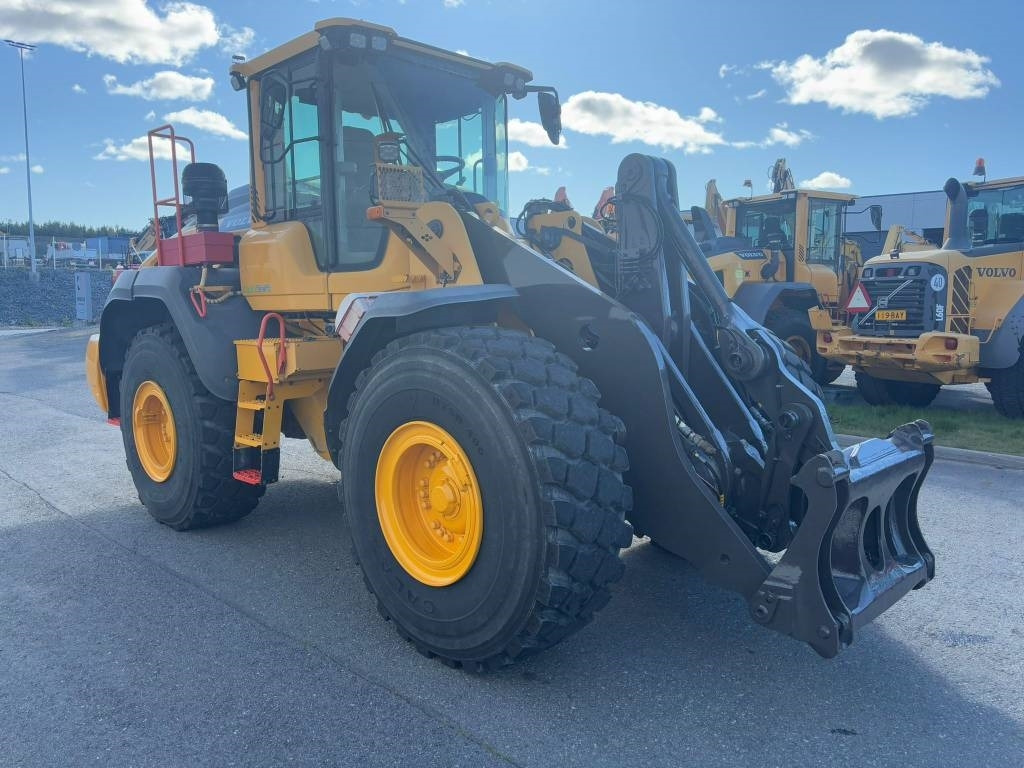 Volvo L 110 H  - 휠 로더 : 사진 3 Volvo L 110 H  - 휠 로더 : 사진 3