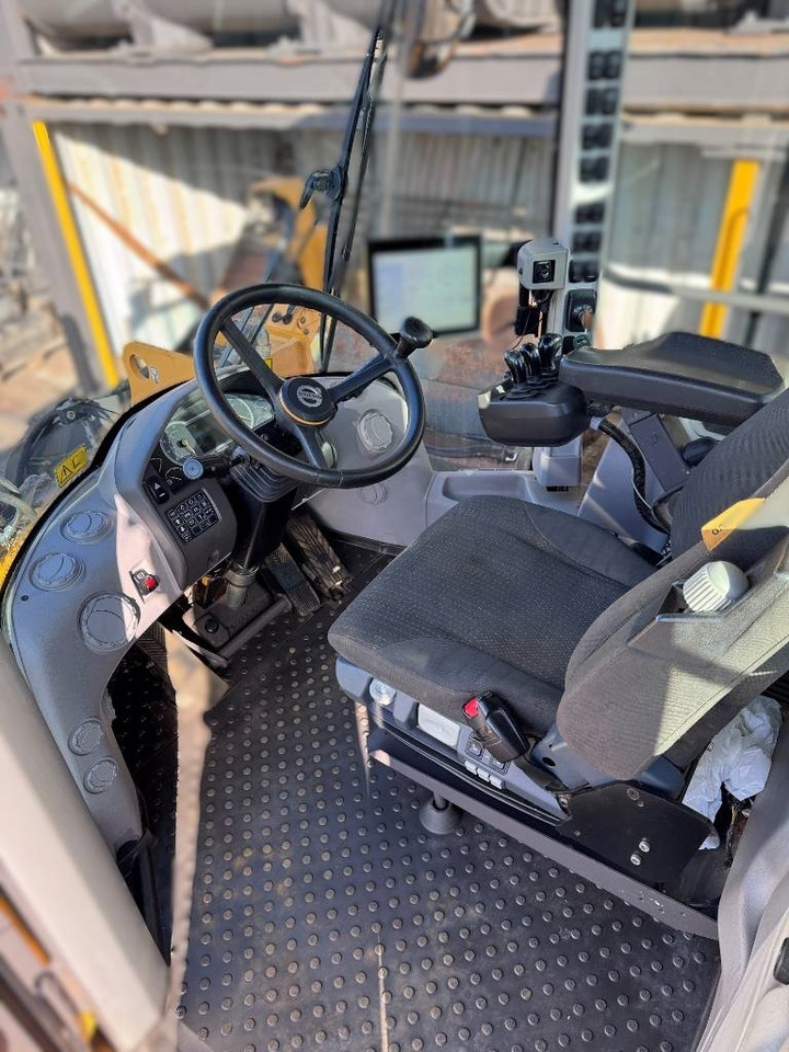 Volvo L110H LONG BOOM  - 휠 로더 : 사진 3 Volvo L110H LONG BOOM  - 휠 로더 : 사진 3