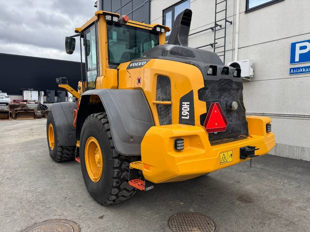 Volvo L90H UUSILLA RENKAILLA - 휠 로더 : 사진 3 Volvo L90H UUSILLA RENKAILLA - 휠 로더 : 사진 3