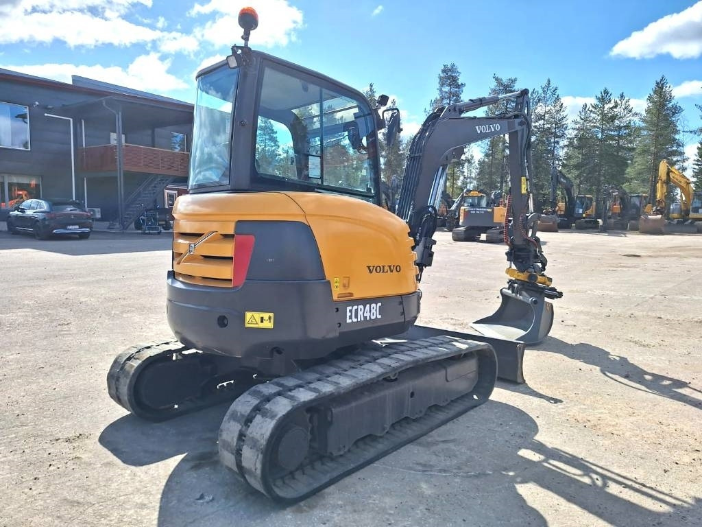 Volvo MYYTY! SOLD! ECR48C PYÖRITTÄJÄ PIHDEILLÄ - 미니 굴삭기 : 사진 4 Volvo MYYTY! SOLD! ECR48C PYÖRITTÄJÄ PIHDEILLÄ - 미니 굴삭기 : 사진 4