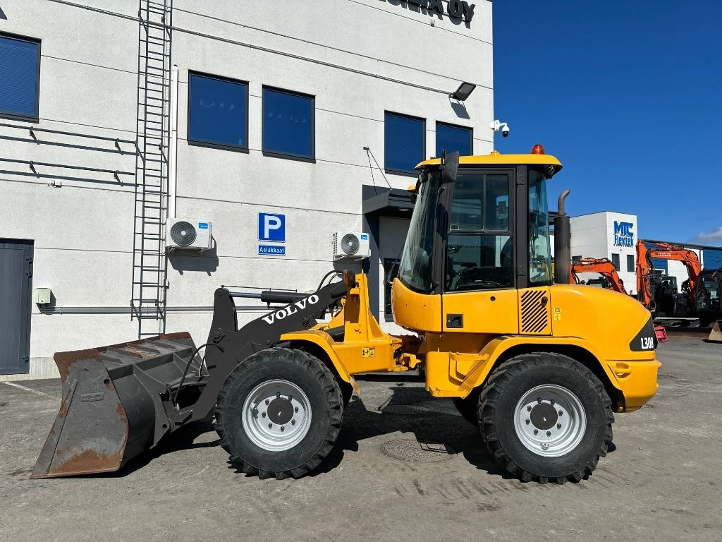 Volvo MYYTY! SOLD! L30B - 휠 로더 : 사진 1 Volvo MYYTY! SOLD! L30B - 휠 로더 : 사진 1