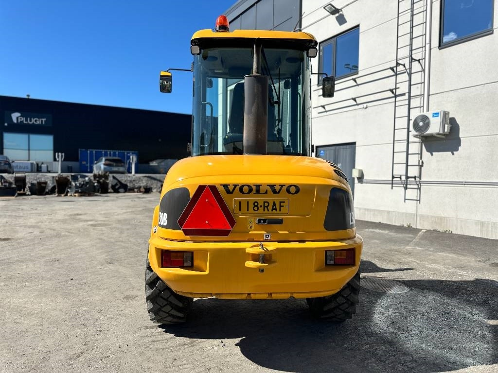 Volvo MYYTY! SOLD! L30B - 휠 로더 : 사진 3 Volvo MYYTY! SOLD! L30B - 휠 로더 : 사진 3