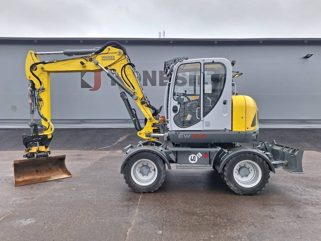 Wacker EW100 PYÖRITTÄJÄLLÄ  - 휠 굴삭기 : 사진 1 Wacker EW100 PYÖRITTÄJÄLLÄ  - 휠 굴삭기 : 사진 1