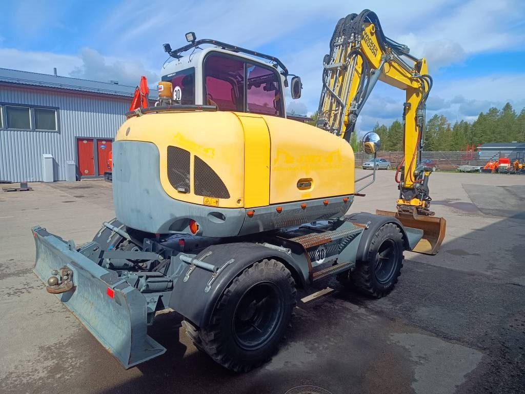 Wacker Neuson EW100 PYÖRITTÄJÄLLÄ - 휠 굴삭기 : 사진 3 Wacker Neuson EW100 PYÖRITTÄJÄLLÄ - 휠 굴삭기 : 사진 3