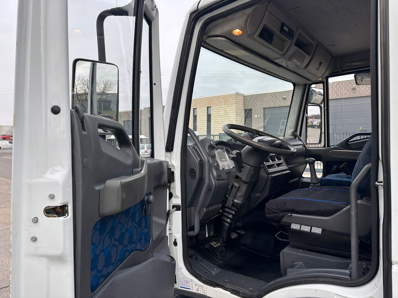 드롭사이드/ 플랫베드 트럭 Iveco Eurocargo 100E17. 130.000km! Iveco Eurocargo 100E17. 130.000km! : 사진 8