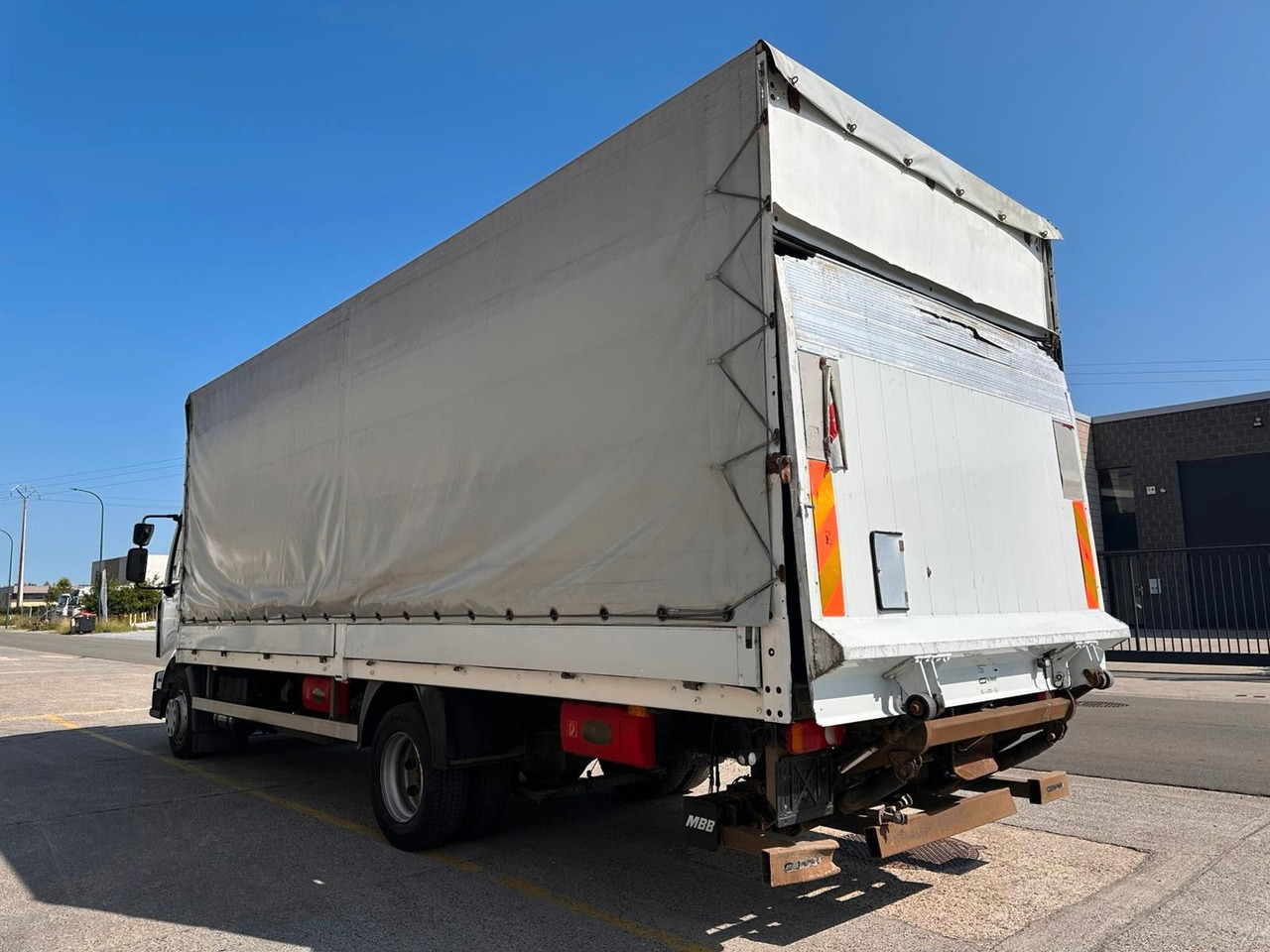 Renault Midlum dXi220-12. Klima. - 커튼사이더 트럭 : 사진 5 Renault Midlum dXi220-12. Klima. - 커튼사이더 트럭 : 사진 5