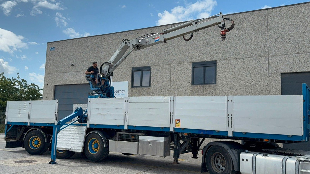 Vogelzang. Kran HIAB R165 roto. TUV 10/2025 - 드롭사이드/ 플랫베드 세미 트레일러 : 사진 2 Vogelzang. Kran HIAB R165 roto. TUV 10/2025 - 드롭사이드/ 플랫베드 세미 트레일러 : 사진 2