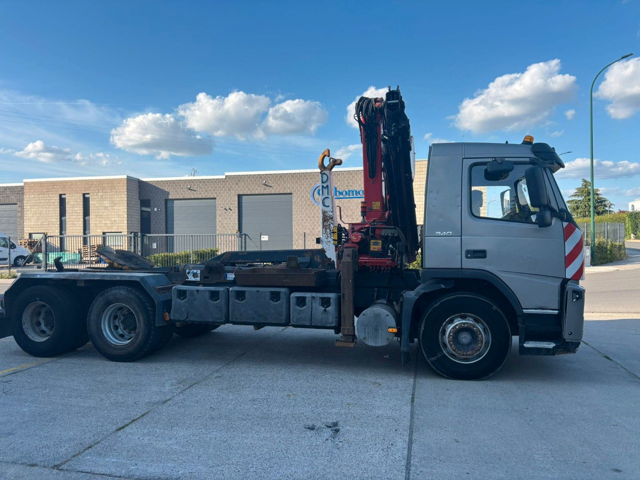 Volvo 6x4. Fassi F195A. Abroll. Funk. Tempomat. - 후크 리프트 트럭, 크레인 트럭 : 사진 2 Volvo 6x4. Fassi F195A. Abroll. Funk. Tempomat. - 후크 리프트 트럭, 크레인 트럭 : 사진 2