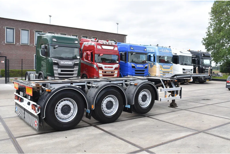 D-Tec FT VCC-01 - SAF AXLES - LIFT AXLE - DISC BRAKES - 3 x EXTENDABLE - TOP CONDITION - - 컨테이너 운반 장치/ 스와프 보디 세미 트레일러 : 사진 2 D-Tec FT VCC-01 - SAF AXLES - LIFT AXLE - DISC BRAKES - 3 x EXTENDABLE - TOP CONDITION - - 컨테이너 운반 장치/ 스와프 보디 세미 트레일러 : 사진 2