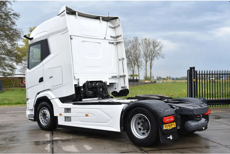 DAF XG 480 4x2 - 230 TKM - CAMERA SYSTEM - PARK. AIRCO - 2 x FUEL TANKS - APPLE CARPLAY/ANDROID - LED LIGHTS - TOP CONDITION - - 트랙터 유닛 : 사진 3 DAF XG 480 4x2 - 230 TKM - CAMERA SYSTEM - PARK. AIRCO - 2 x FUEL TANKS - APPLE CARPLAY/ANDROID - LED LIGHTS - TOP CONDITION - - 트랙터 유닛 : 사진 3