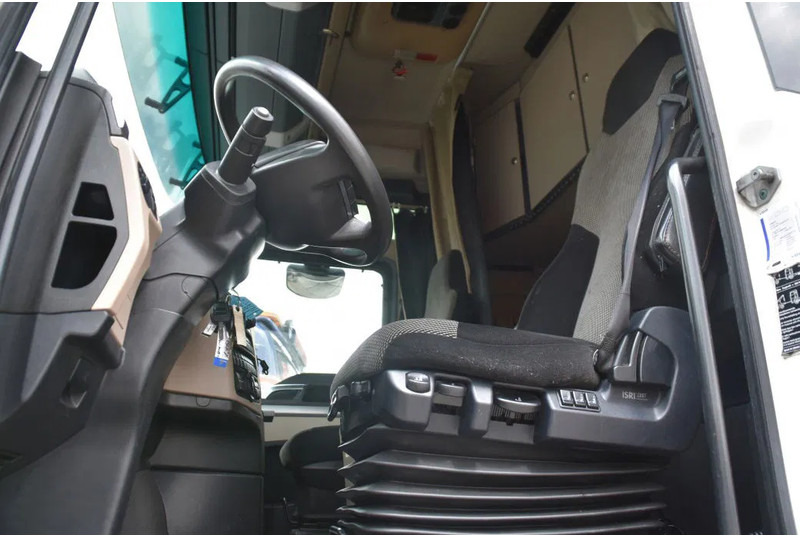 MAN TGX 18.420 - EURO 6 - ADR FL - PARK. AIRCO - NAVI - PTO - XENON LIGHTS - TOP CONDITION - - 트랙터 유닛 : 사진 4 MAN TGX 18.420 - EURO 6 - ADR FL - PARK. AIRCO - NAVI - PTO - XENON LIGHTS - TOP CONDITION - - 트랙터 유닛 : 사진 4