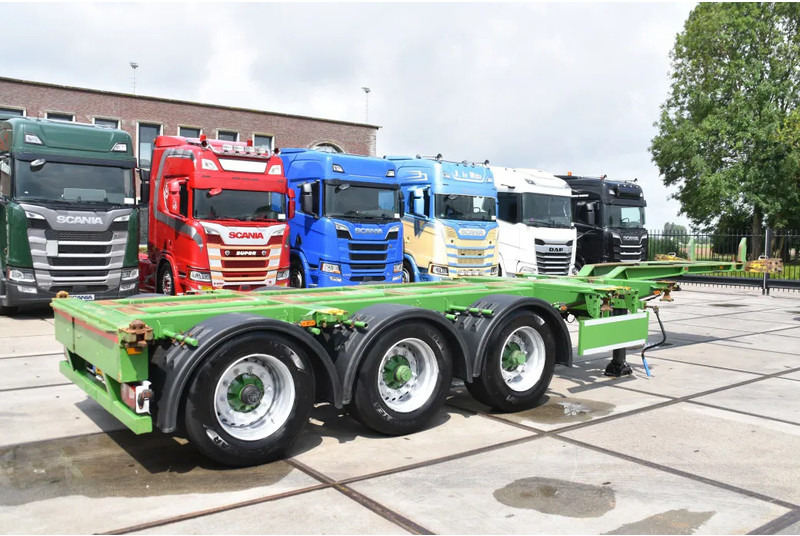 Pacton T3-010 - 2 LIFT AXLES - DRUM BRAKES - BPW AXLES - 2 x EXTENDABLE - GOOD CONDITION - - 컨테이너 운반 장치/ 스와프 보디 세미 트레일러 : 사진 2 Pacton T3-010 - 2 LIFT AXLES - DRUM BRAKES - BPW AXLES - 2 x EXTENDABLE - GOOD CONDITION - - 컨테이너 운반 장치/ 스와프 보디 세미 트레일러 : 사진 2