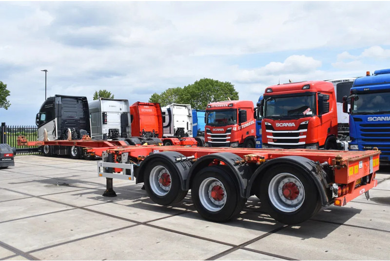 Pacton T3-010 - BPW AXLES - DRUM BRAKES - 2 LIFT AXLES - 2 x EXTENDABLE - - 컨테이너 운반 장치/ 스와프 보디 세미 트레일러 : 사진 4 Pacton T3-010 - BPW AXLES - DRUM BRAKES - 2 LIFT AXLES - 2 x EXTENDABLE - - 컨테이너 운반 장치/ 스와프 보디 세미 트레일러 : 사진 4
