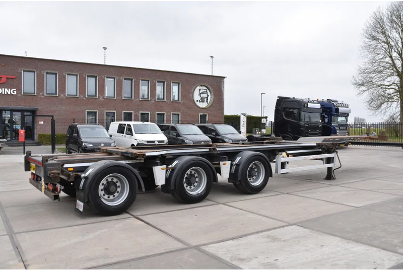 Renders ROC 16.30 - LIFT AXLE - BPW AXLES - DISC BRAKES - GOOD CONDITION - - 컨테이너 운반 장치/ 스와프 보디 세미 트레일러 : 사진 2 Renders ROC 16.30 - LIFT AXLE - BPW AXLES - DISC BRAKES - GOOD CONDITION - - 컨테이너 운반 장치/ 스와프 보디 세미 트레일러 : 사진 2