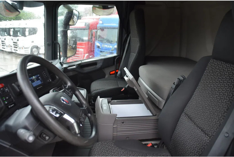 Scania R410 NGS 4x2NB XT - HYDRAULIC SYSTEM - FULL AIR - RETARDER - 545 TKM - ACC - PTO - MORE UNITS AVAILABLE - - 트랙터 유닛 : 사진 5 Scania R410 NGS 4x2NB XT - HYDRAULIC SYSTEM - FULL AIR - RETARDER - 545 TKM - ACC - PTO - MORE UNITS AVAILABLE - - 트랙터 유닛 : 사진 5