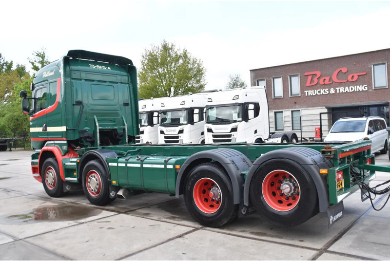 Scania R520 HL V8 8x2 - EURO 6 - MANUAL - RETARDER - WHEELBASE: 510 cm - 10 TONS FRONT AXLE - XENON - - 컨테이너 운반 장치/ 스와프 보디 트럭 : 사진 2 Scania R520 HL V8 8x2 - EURO 6 - MANUAL - RETARDER - WHEELBASE: 510 cm - 10 TONS FRONT AXLE - XENON - - 컨테이너 운반 장치/ 스와프 보디 트럭 : 사진 2