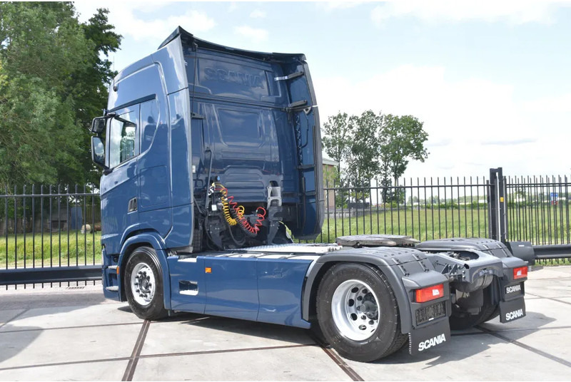 Scania S450 NGS 4x2NB - FULL AIR - RETARDER - ACC - PARK. AIRCO - 2 x FUEL TANKS - TOP CONDITION - - 트랙터 유닛 : 사진 3 Scania S450 NGS 4x2NB - FULL AIR - RETARDER - ACC - PARK. AIRCO - 2 x FUEL TANKS - TOP CONDITION - - 트랙터 유닛 : 사진 3