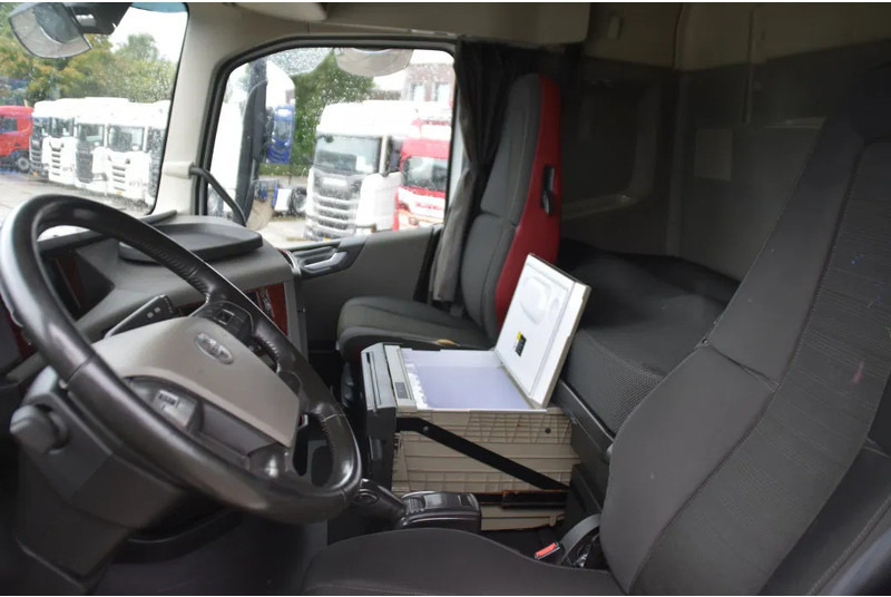 Volvo FH 460 Globe 6x2*4 - HOOKLIFT - 740 TKM - PARK. AIRCO - WHEELBASE: 480 CM - TOP CONDITION - - 후크 리프트 트럭 : 사진 5 Volvo FH 460 Globe 6x2*4 - HOOKLIFT - 740 TKM - PARK. AIRCO - WHEELBASE: 480 CM - TOP CONDITION - - 후크 리프트 트럭 : 사진 5