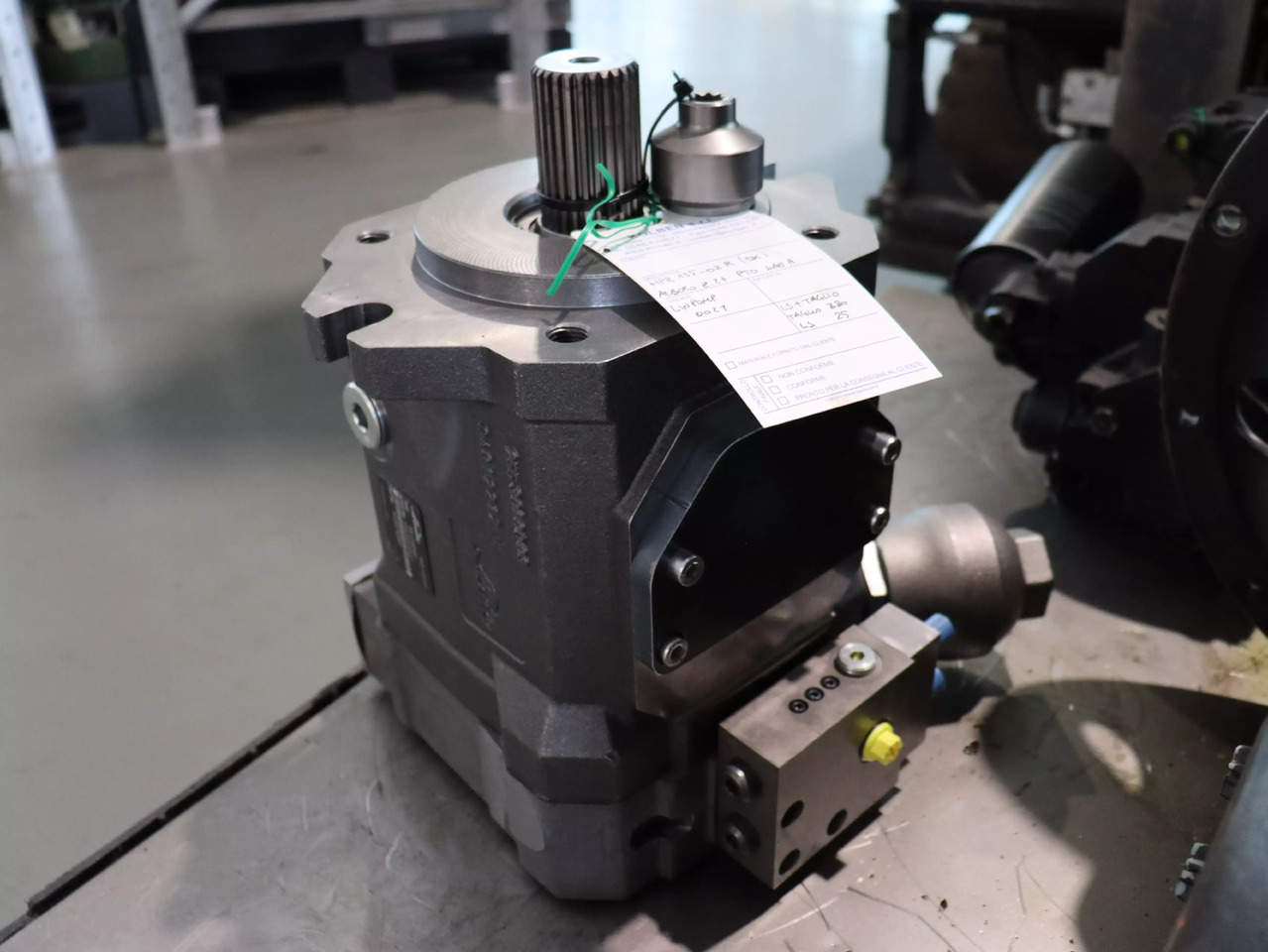 LINDE HPR02 A2 135 R LP00 0 0 0 S - 유압 펌프 건설기계 용 : 사진 3 LINDE HPR02 A2 135 R LP00 0 0 0 S - 유압 펌프 건설기계 용 : 사진 3