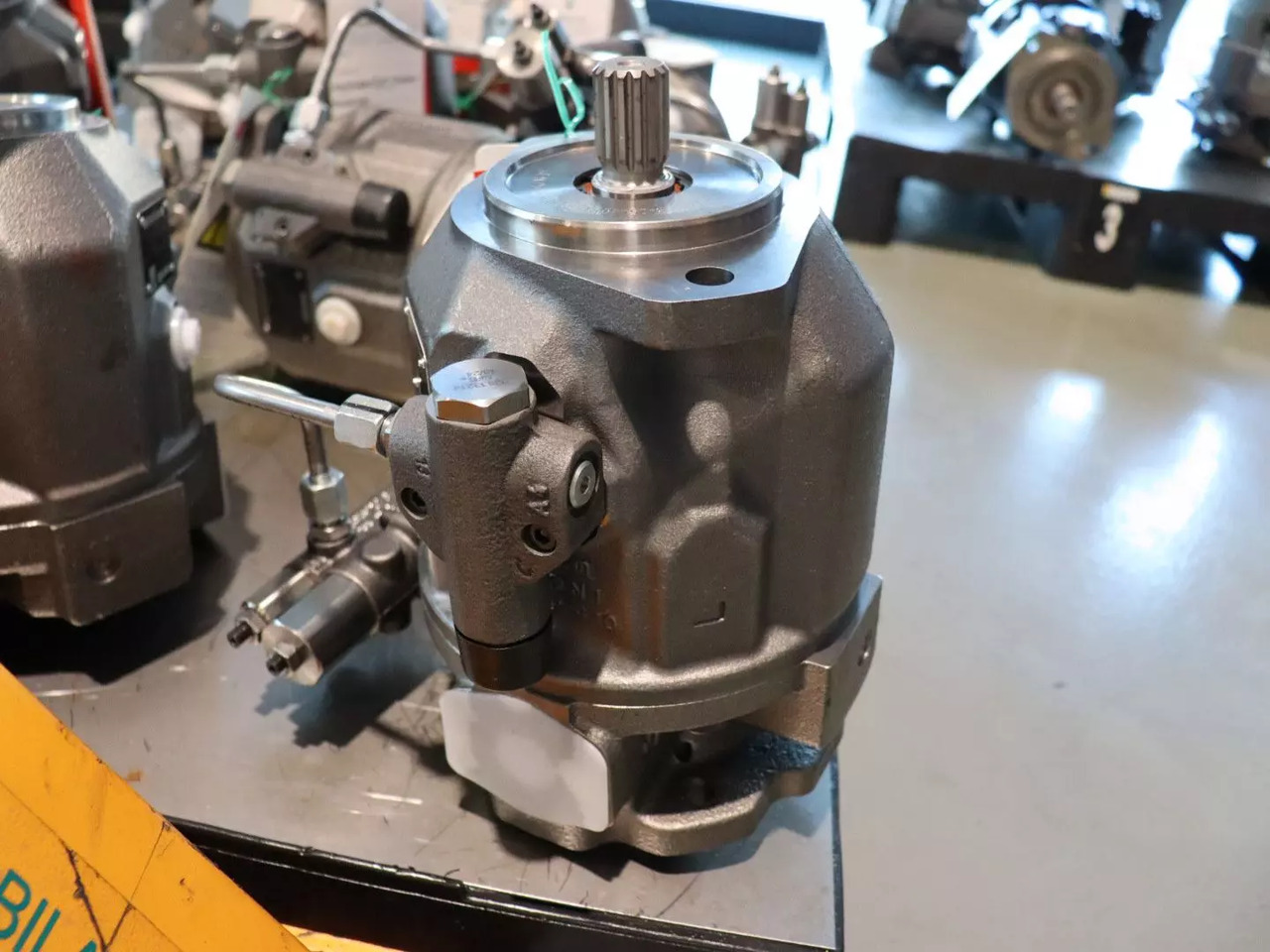 REXROTH A10VO45DFLR/31R-VSC62K01 - 유압 펌프 자재 취급 장비 용 : 사진 2 REXROTH A10VO45DFLR/31R-VSC62K01 - 유압 펌프 자재 취급 장비 용 : 사진 2