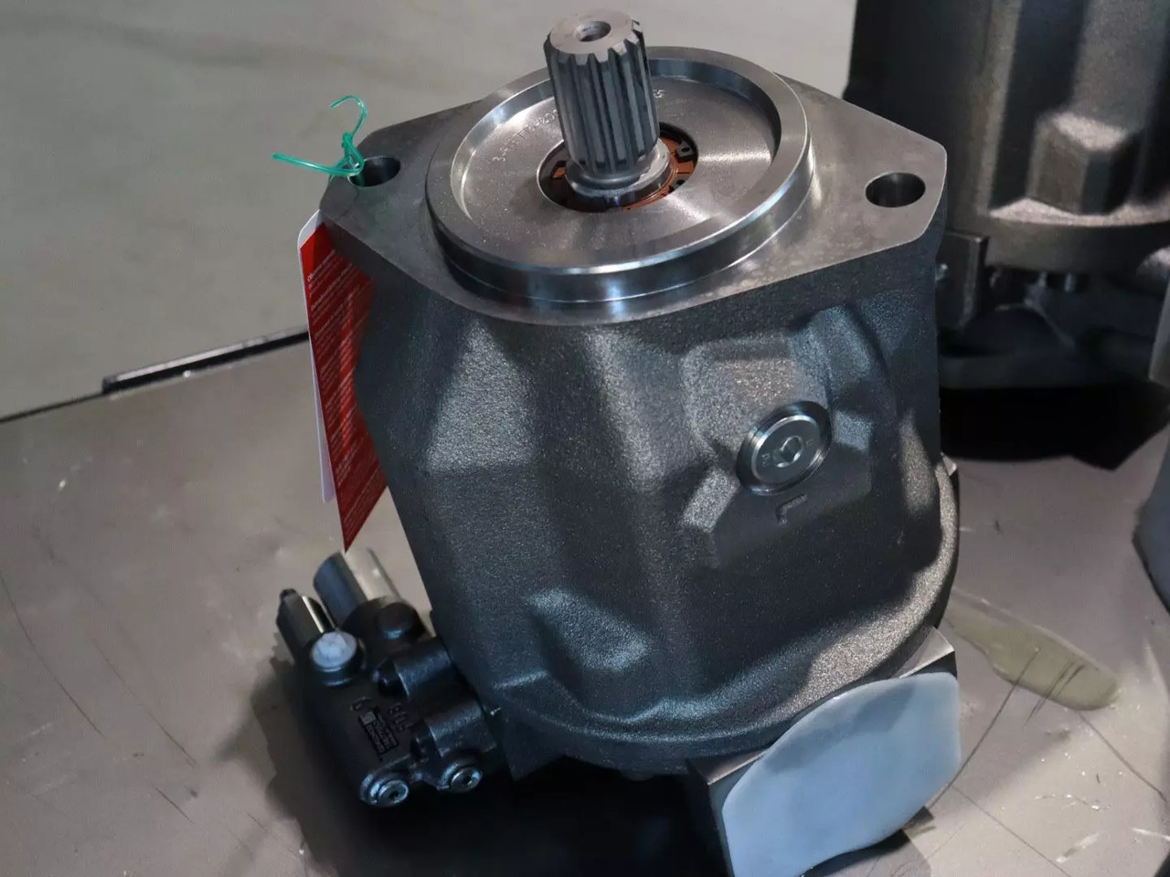 REXROTH A10VO71DFR/31L-VSC92N00 - 유압 펌프 건설기계 용 : 사진 2 REXROTH A10VO71DFR/31L-VSC92N00 - 유압 펌프 건설기계 용 : 사진 2