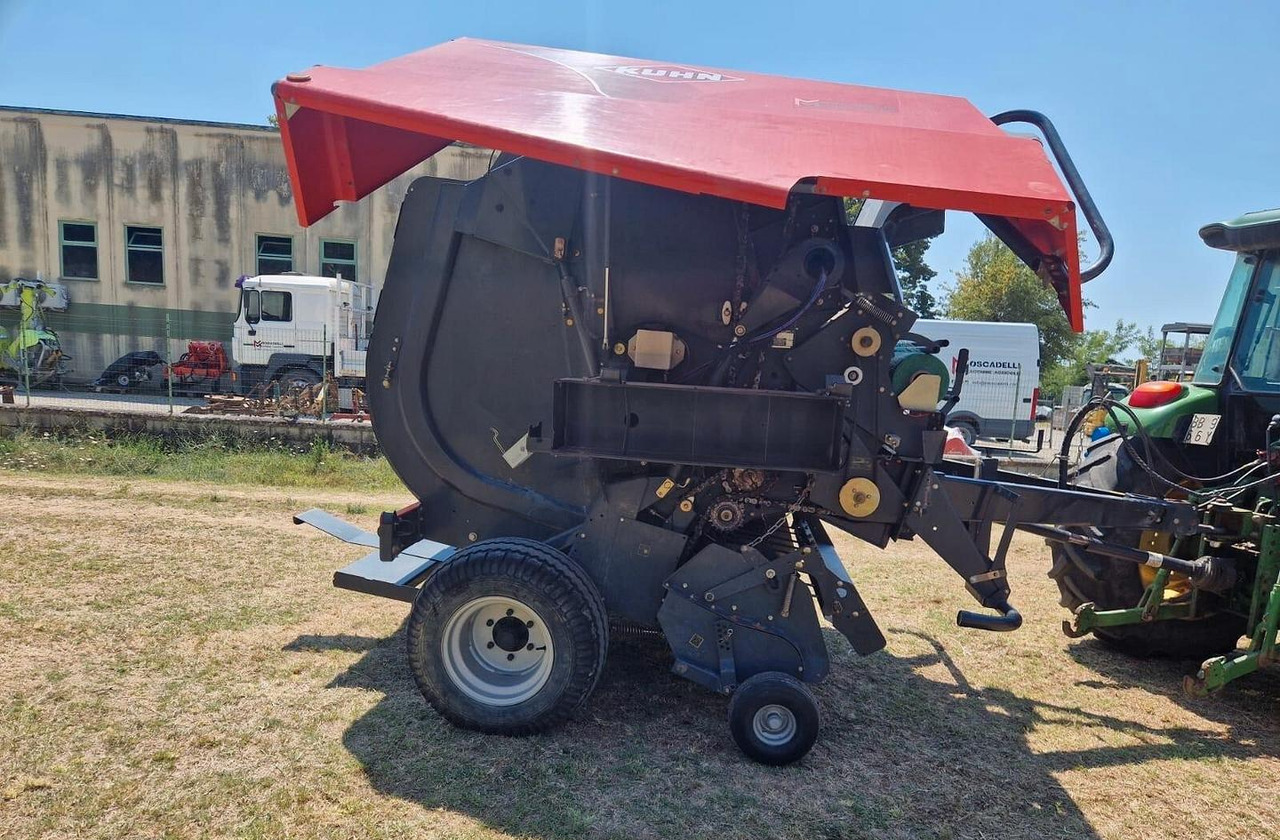 Rotopressa Kuhn - 원형 베일러 : 사진 4 Rotopressa Kuhn - 원형 베일러 : 사진 4