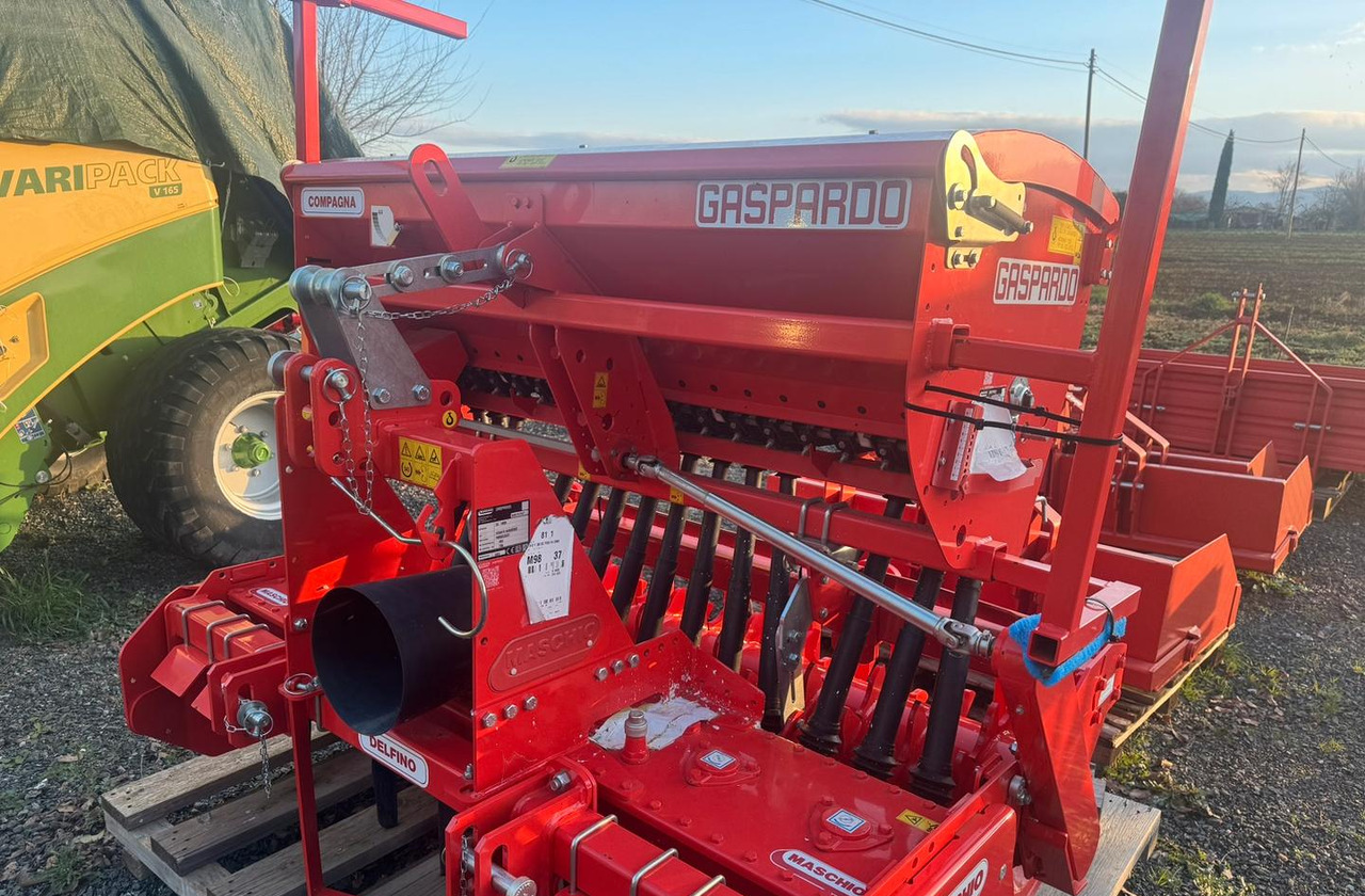 Seminatrice - 파종기 : 사진 1 Seminatrice - 파종기 : 사진 1