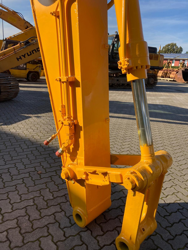 HYUNDAI Robex 290 NLC-7A spare parts carrier - 예비 부속 크롤러 굴삭기 용 : 사진 2 HYUNDAI Robex 290 NLC-7A spare parts carrier - 예비 부속 크롤러 굴삭기 용 : 사진 2