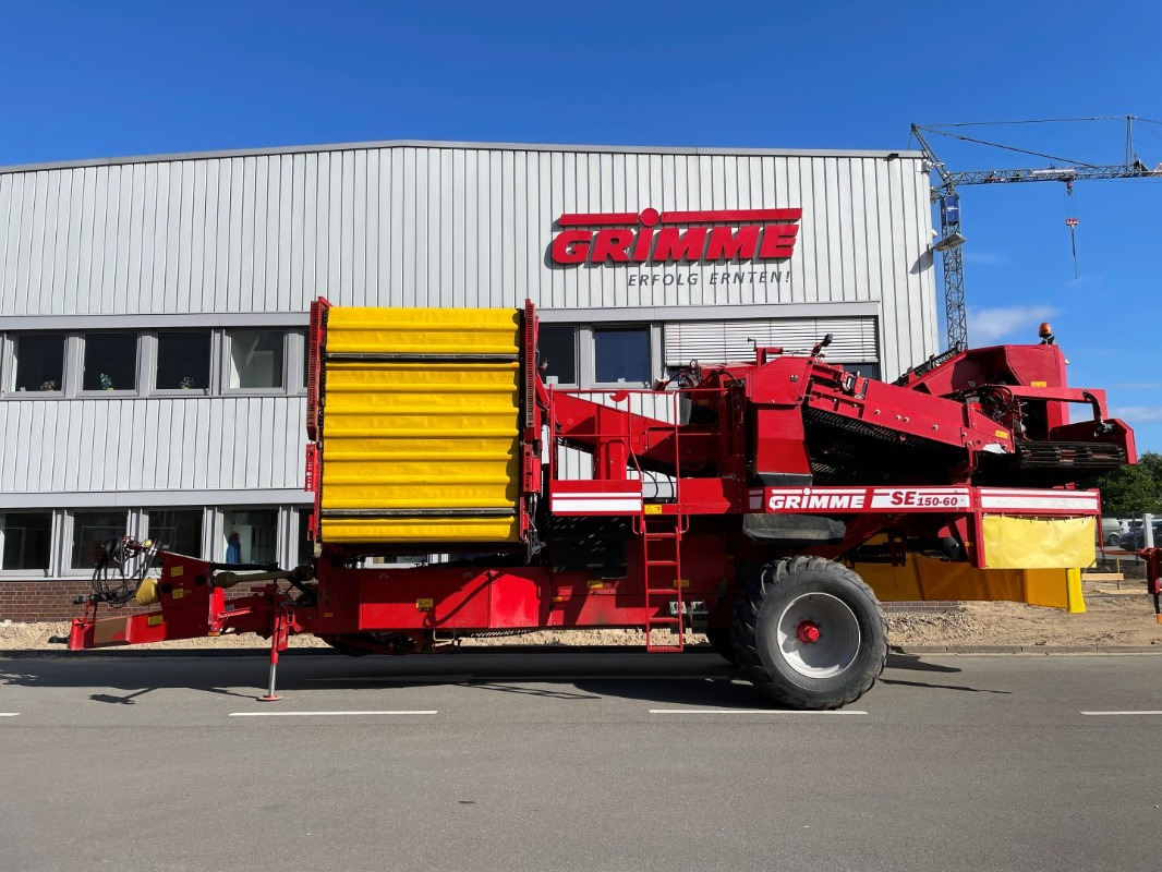 Grimme SE 150-60 UB - 콤바인 수확기 : 사진 1 Grimme SE 150-60 UB - 콤바인 수확기 : 사진 1