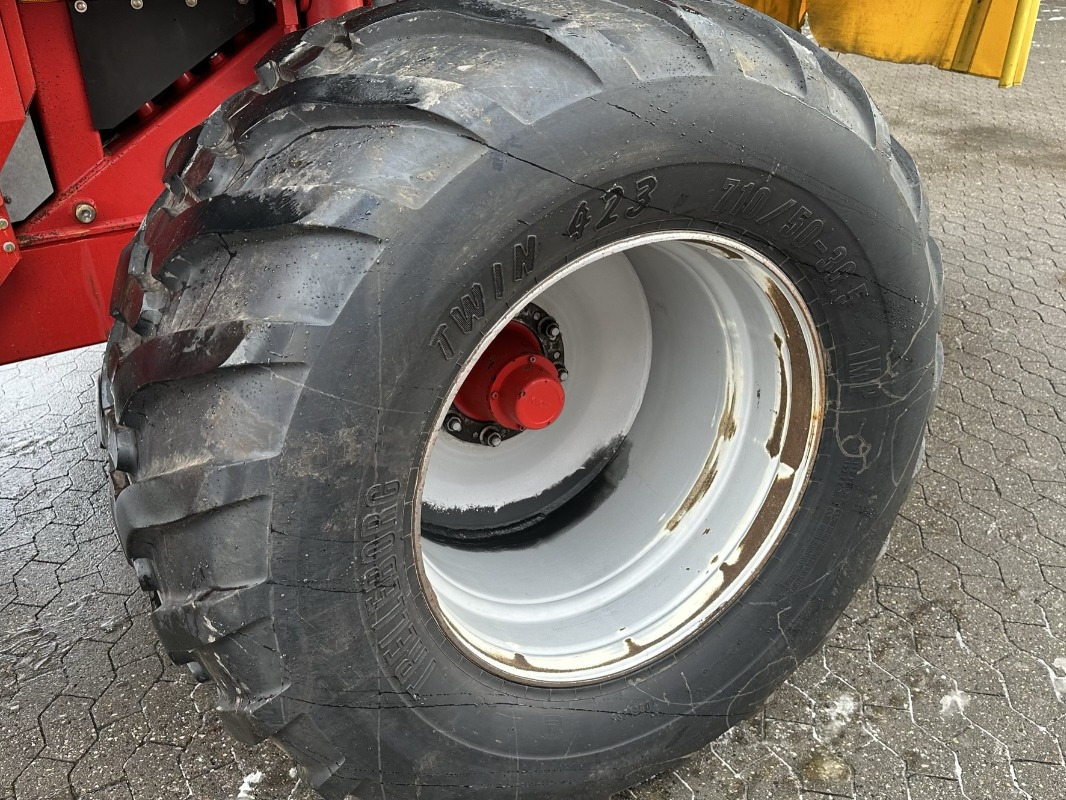 Grimme SE 150-60 NB XXL - 콤바인 수확기 : 사진 5 Grimme SE 150-60 NB XXL - 콤바인 수확기 : 사진 5
