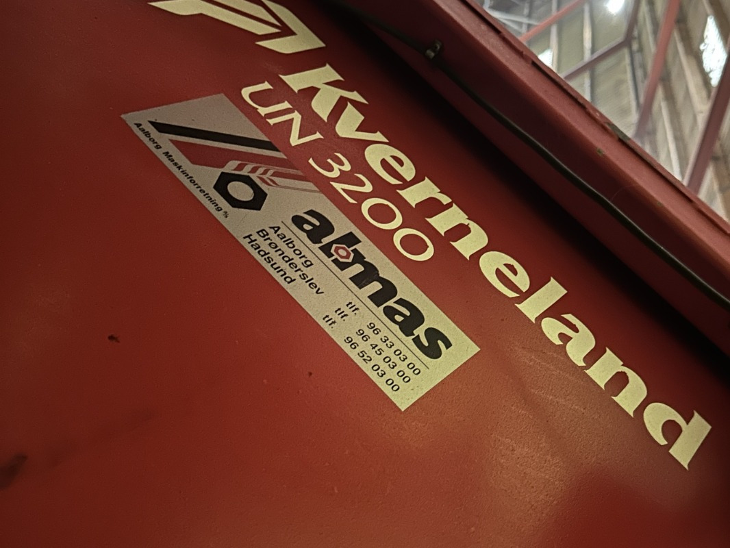 Kverneland UN-3200 - 콤바인 수확기 : 사진 4 Kverneland UN-3200 - 콤바인 수확기 : 사진 4