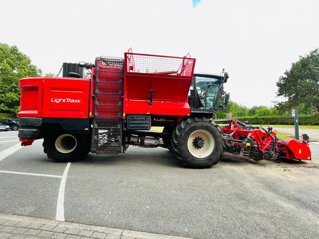 포도 수확 기계 Agrifac Lighttraxx : 사진 39 포도 수확 기계 Agrifac Lighttraxx : 사진 39