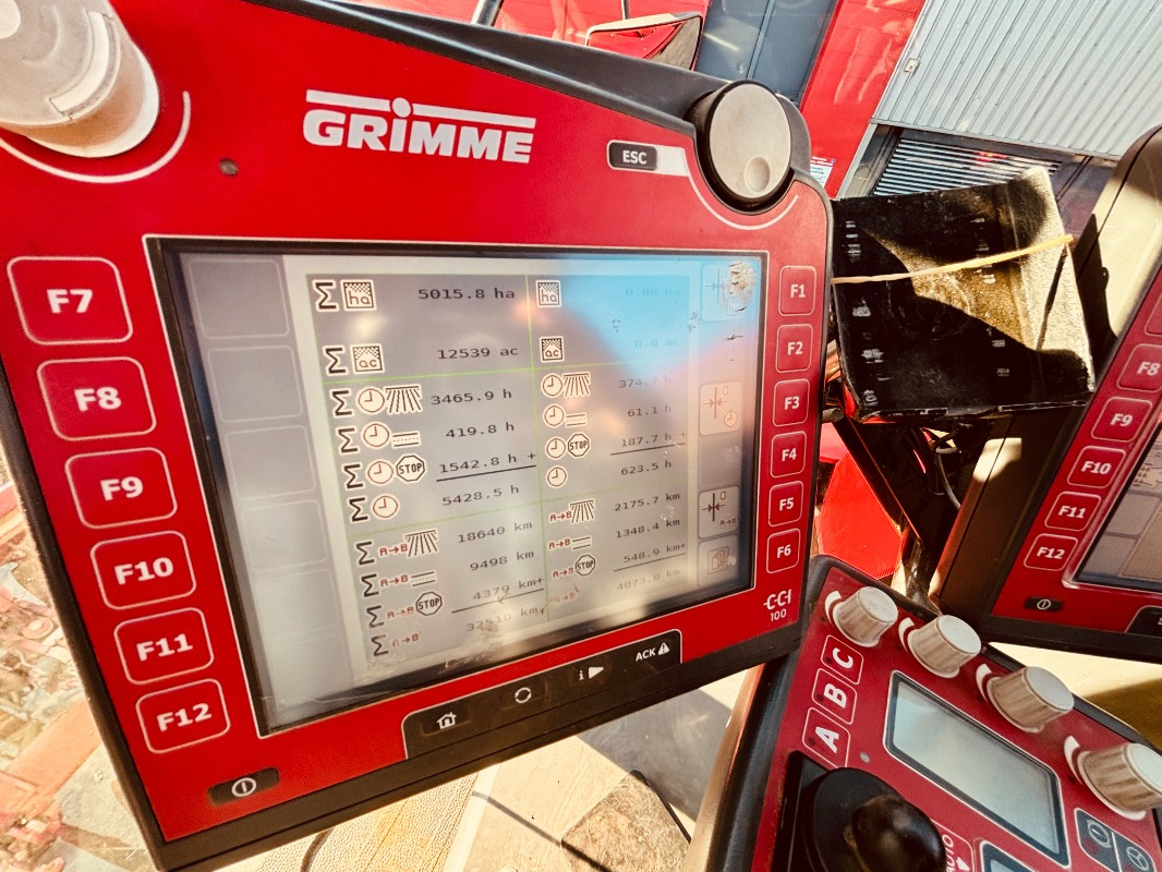 Grimme MAXTRON 620 - 콤바인 수확기 : 사진 4 Grimme MAXTRON 620 - 콤바인 수확기 : 사진 4